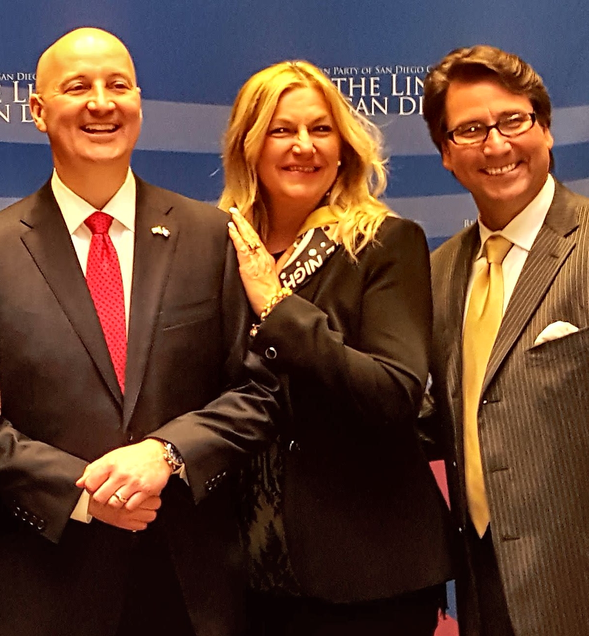 Dr. Perry and Judith Mansfield with Governor Ricketts